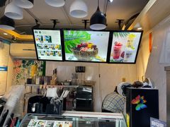 -津椰本·海南正宗椰奶清补凉(店一店)