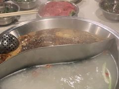 -老成都市井火锅阿泥頭火锅公司(海宁长安佳源中心广场店)