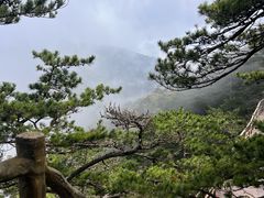-罗田薄刀峰风景区