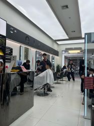 -乾健·烫染·接发SALON