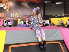 -嘿哟动霸CHUA·新潮玩运动娱乐中心·蹦床滑冰团建乐园