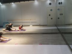 -艺熠舞蹈口才主持表演艺术中心(爱琴海校区)