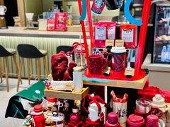 -星巴克臻选(上海中环广场2F店)