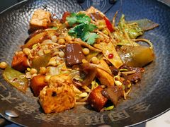 -集草轩·重庆麻辣烤鱼(西湖道店)