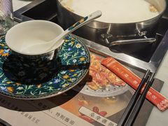 -尚尚仙·酸汤猪手·猪肚鸡火锅(华联万柳购物中心店)