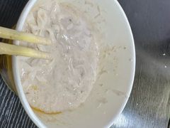 -正宗杨记普洱酸醋米线(总店)