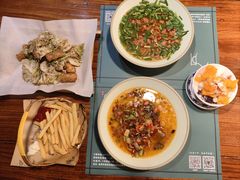 -八月美食小馆(银泰城总店)