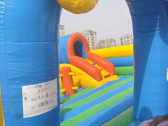 -欢乐水魔方水世界