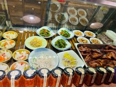 -荣记歡喜·馄饨铺(开发区振华购物中心店)