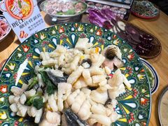 -洱火云南酸菜牛肉火锅(石景山当代商城店)