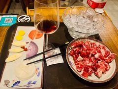 -毛辣果·贵州红酸汤牛肉火锅(西单店)