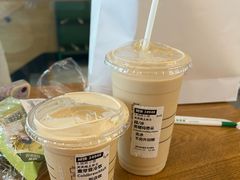 -星巴克(武汉金色港湾店)