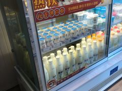 -一鸣真鲜奶吧(余杭东莲店)