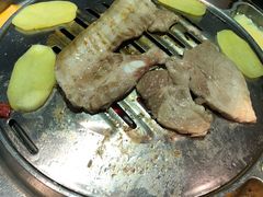 -哈哈碳都·牛肋条无限自助烤肉(台江万达店)