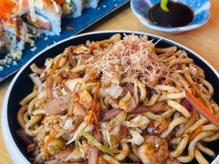 海鲜炒乌冬-米彩料理(西丽店)