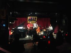 -东岸Cafe 爵士俱乐部