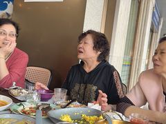 -三人行骨头王火锅(长寿店)