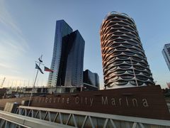 -墨尔本滨海港区