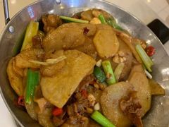 -鑫巴蜀小镇 · 水煮鱼专研店(玉桥店)