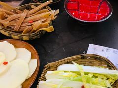 -贰回巷火锅馆(钟楼店)