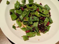 -新发现(宝山龙湖店)