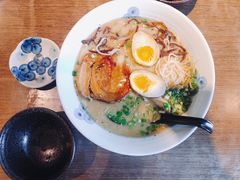 博多拉面-雷神拉面(财富中心玉米楼店)