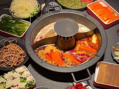 -晓宇重庆火锅(西安荟聚店)