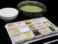 -蔼若春.传承三十年云南菜(金碧公园店)
