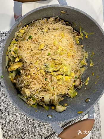 今天用力过猛了 包菜买成球生菜 （菜谱里面还一定能够