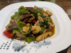 -缘来聚·徽菜名店(黄山宏村店)