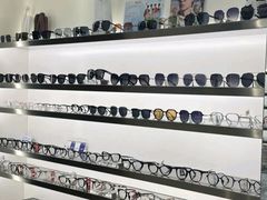 -视野联行眼镜·蔡司·尼康战略合作店(城西银泰店)