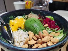 牛油果沙拉-小大董·烤鸭(凤凰汇店)