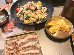 -草家酱蟹炭火烤肉店(珲春南路一店)