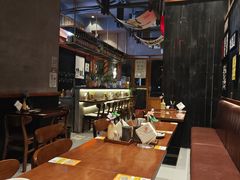-8PINTS八品脱·日料·烧鸟·精酿小酒馆(莘庄店)