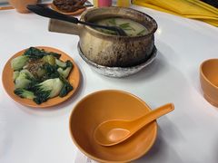 -长城砂煲田鸡粥