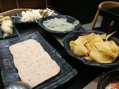 -呷哺呷哺(哈尔滨红博购物广场店)