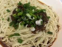 -泰龙城小吃街