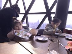 -东方明珠·空中旋转餐厅