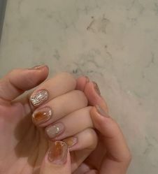 -悦指间美甲美睫