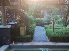 -大连金石滩绿发温泉假日酒店