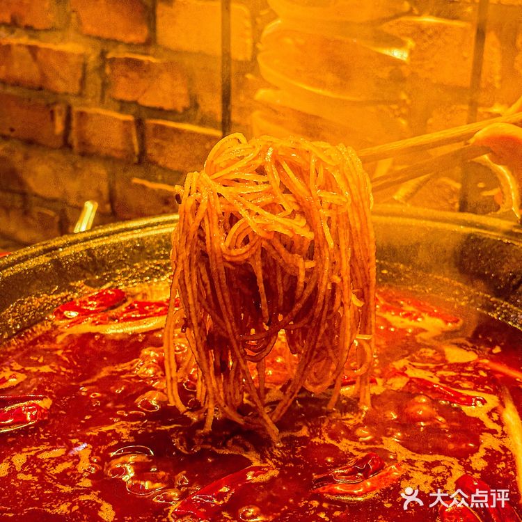 太原｜院子里吃辣火锅🔥也太有过年的氛围啦！