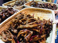 -王婆乔鲜鱼自助火锅(蜀汉路店)