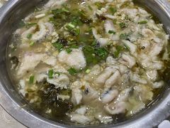 -金良酸菜鱼(宁海路总店)