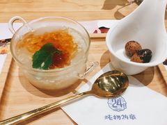 桃胶凉粉-炖物24章·顺时轻养茶(黄龙店)