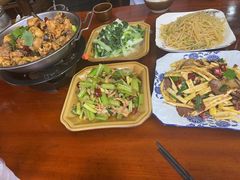 -苗湘食府(十年店)