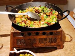 酸菜肥肠-聚鑫朋酸菜肥肠(文艺路口店)