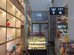 -新华书店(顺峰山公园店)