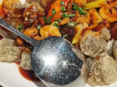 -王慧洁开口虾水饺·地道东北菜(银泰城店)