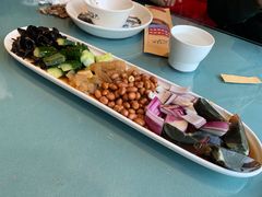 -东口码头·烧鸽子·鱼头泡饼·地方菜(金鹰悦城店)