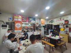 -烧哥美蛙肥肠鱼火锅·十五年社区店